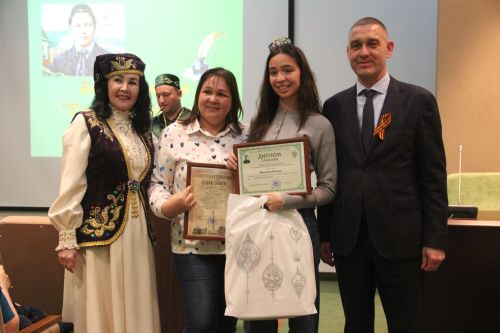В Болгаре наградили победителей и призеров Всероссийского конкурса чтецов имени Г. Тукая