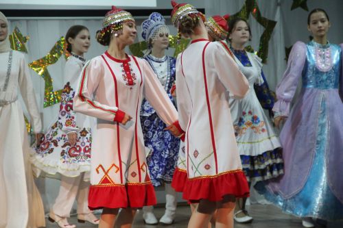 В Болгарской детской школе искусств прошёл выпускной бал