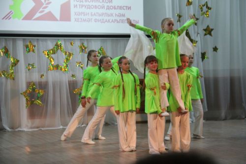 В Болгарской детской школе искусств прошёл выпускной бал