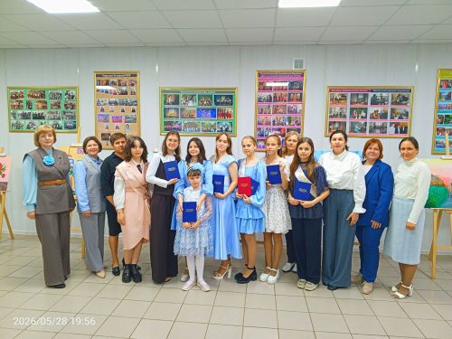 В Болгарской детской школе искусств прошёл выпускной бал