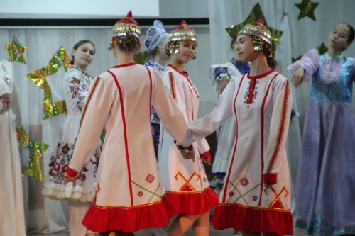 В Болгарской детской школе искусств прошёл выпускной бал