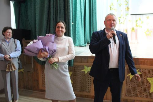 В Болгарской детской школе искусств прошёл выпускной бал