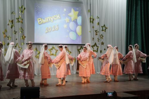 В Болгарской детской школе искусств прошёл выпускной бал