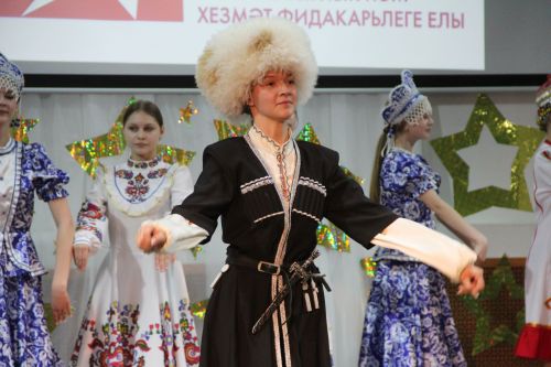 В Болгарской детской школе искусств прошёл выпускной бал
