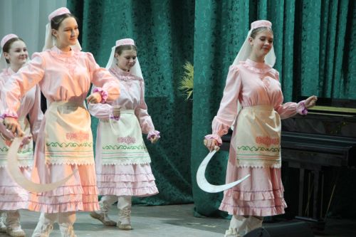 В Болгарской детской школе искусств прошёл выпускной бал