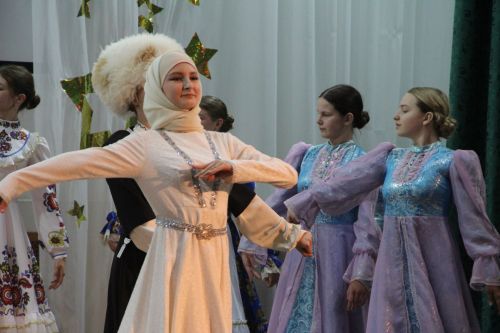 В Болгарской детской школе искусств прошёл выпускной бал