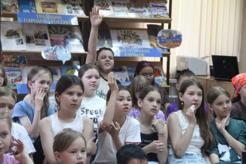 В детской библиотеке Болгара прошёл патриотический квиз, посвященный Дню России