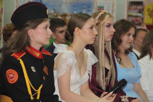 В Болгаре прошла встреча главы района Романа Исланова с высокобалльниками-2026