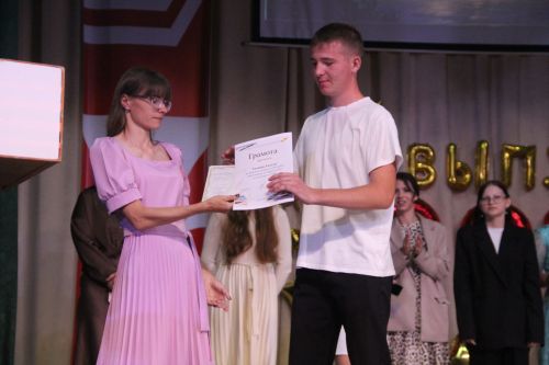 В Спасском техникуме отраслевых технологий состоялся выпускной вечер