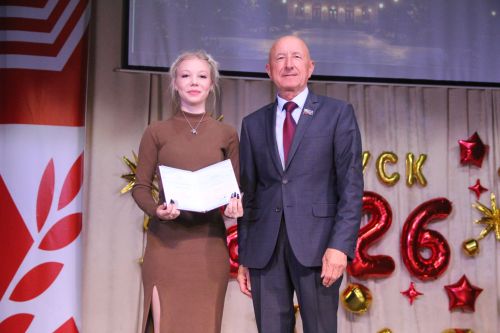 В Спасском техникуме отраслевых технологий состоялся выпускной вечер
