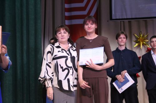 В Спасском техникуме отраслевых технологий состоялся выпускной вечер