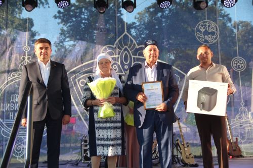 В Болгаре отметили День семьи, любви и верности