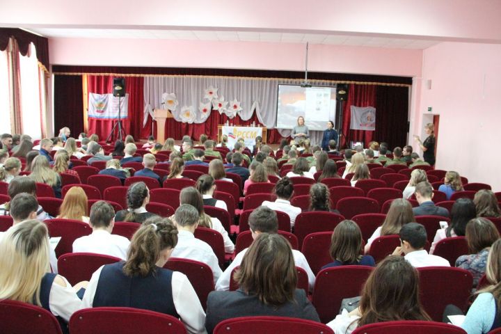 Спасские старшеклассники встретились с представителями казанских вузов (ФОТО)