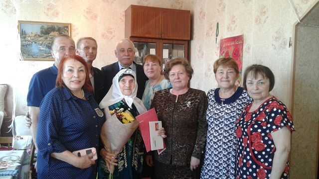 В Спасском районе поздравили с 95-летием Наилю Муллину