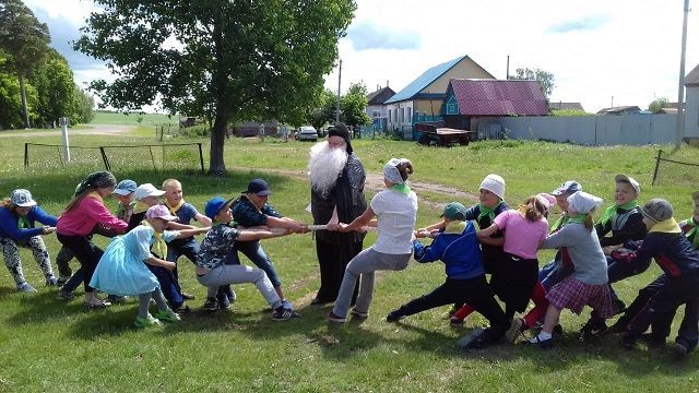 Игру по сказкам Пушкина провели для детей в сельском Доме культуры Спасского района