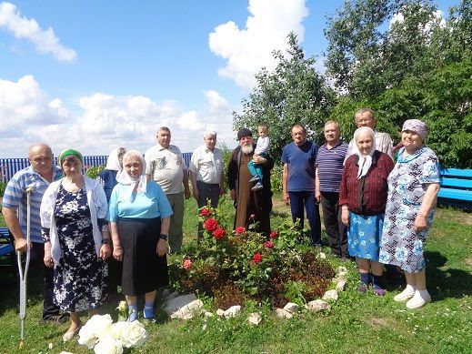Экскурсию по святым местам совершили жильцы дома-интерната Спасского ДИПИ