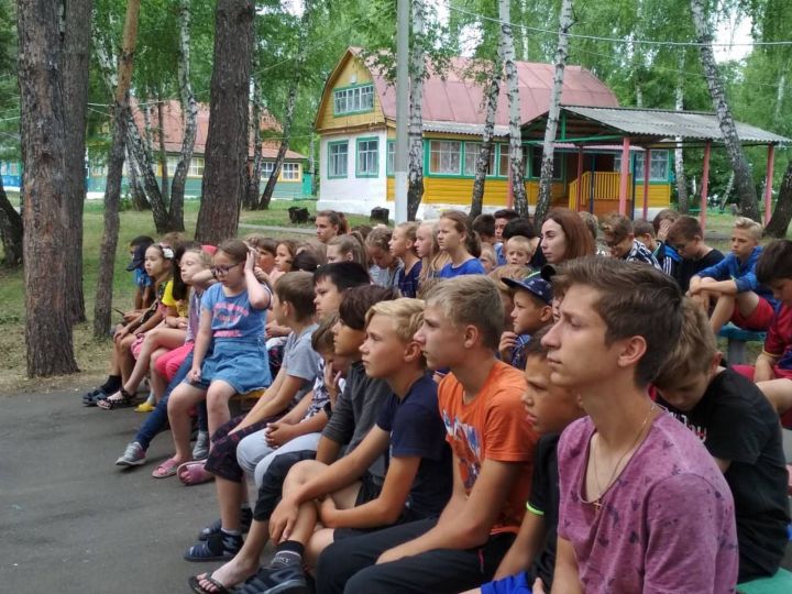 В детском лагере "Болгар" прошел антикоррупционный квест