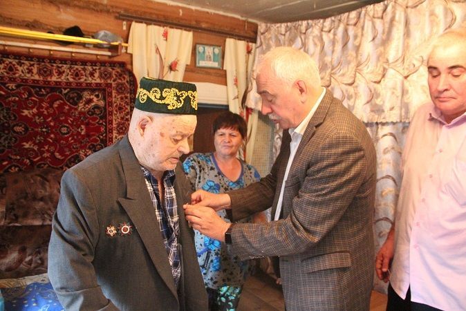 Спасским ветеранам из Иске Рязапа вручены медали