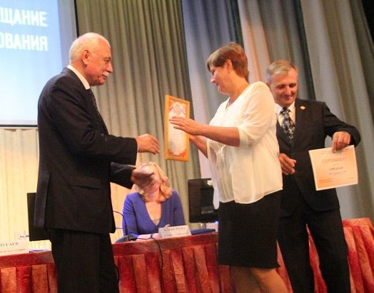 Работникам образования Спасского района вручены награды