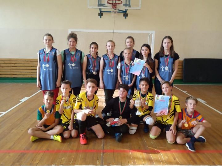 Соревнования по мини-футболу прошли в Болгаре