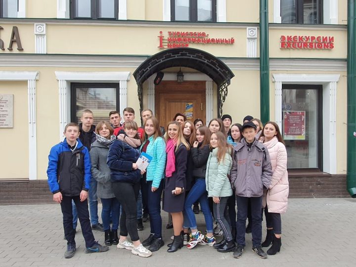 Школьники из Полянской и Трехозерской школ побывали в Казани
