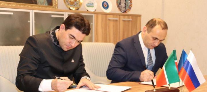 Подписано соглашение о сотрудничестве между Болгарской исламской академией и Азербайджанским институтом теологии