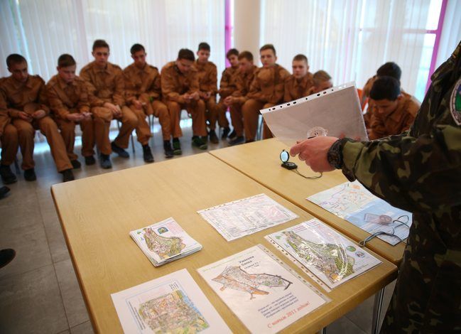 Болгарские кадеты награждены путёвками в Крым