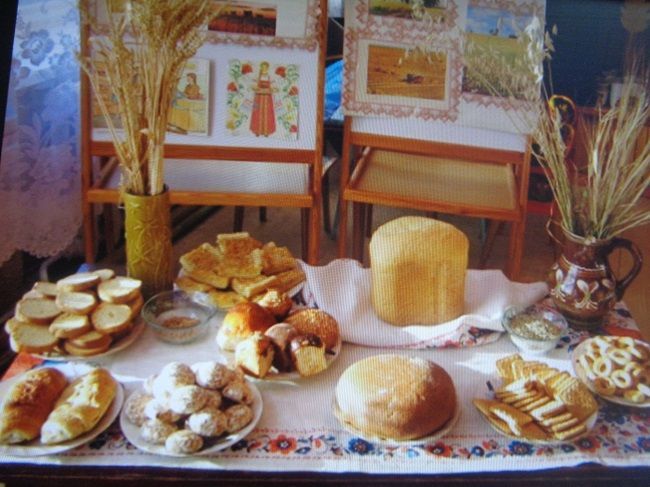 Проживающие в Спасском ДИПИ познакомились с историей хлеба