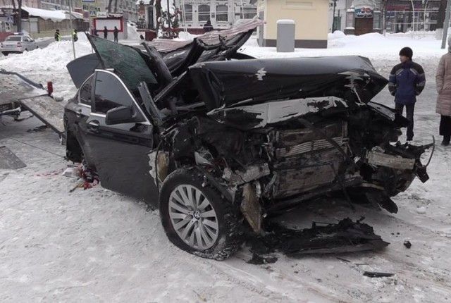 В Ульяновске произошло ДТП с двумя погибшими (фото, видео)