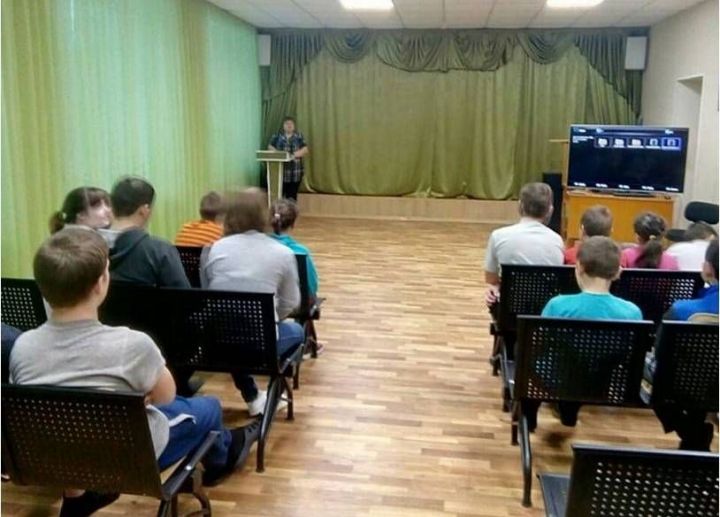 С учащимися Болгарской школы-интерната беседовали об опасности терроризма