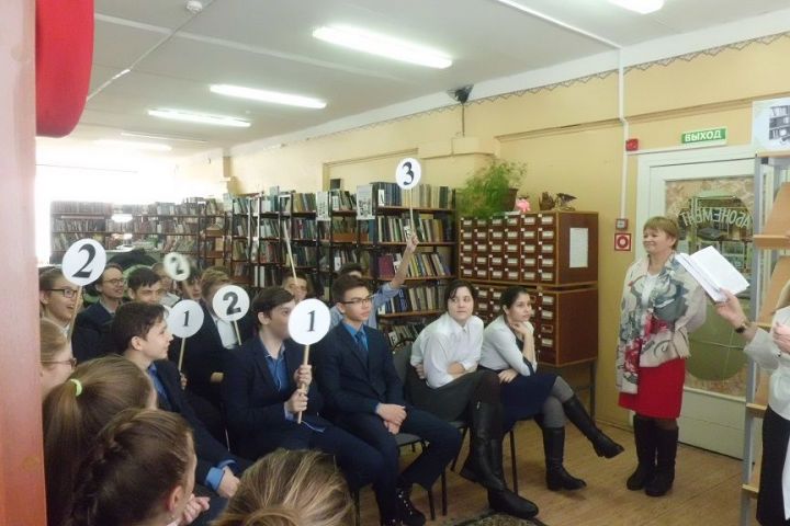 Спасские школьники приняли участие в акции «Читаем Еники»