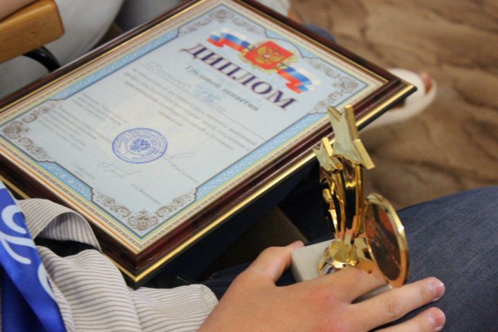 Спасские школьники отличились в конкурсе творческих и проектных работ «Династии России»