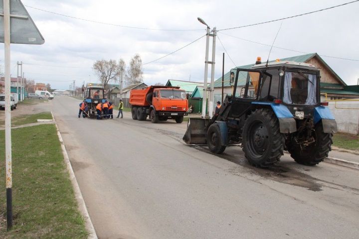 В Спасском районе начался ремонт дорог