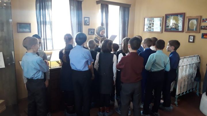 Четвероклассники Болгарской школы-интерната ближе познакомились с творчеством Алиша