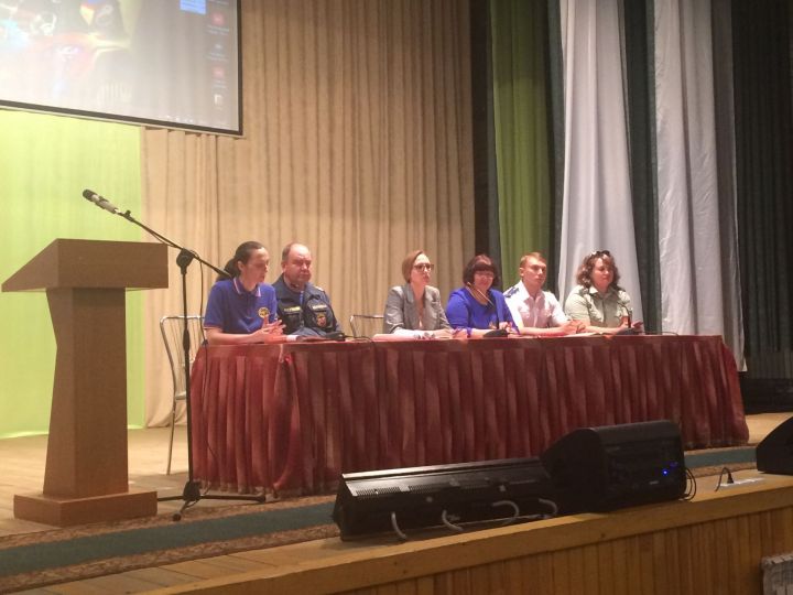 Проблемы замещающих родителей Спасского района обсуждались на собрании