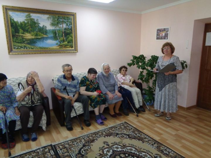 Лекция «Стареть надо уметь!» прочитана для получателей соцуслуг в Спасском ДИПИ