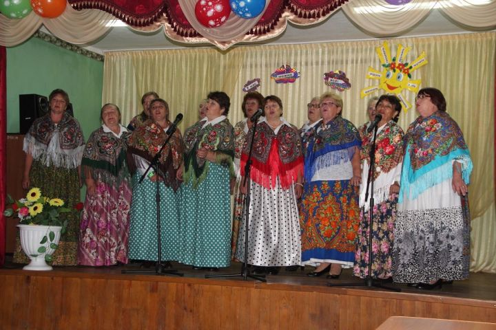 В Аграмаковке Спасского района выступили артисты соседнего села (ФОТО)