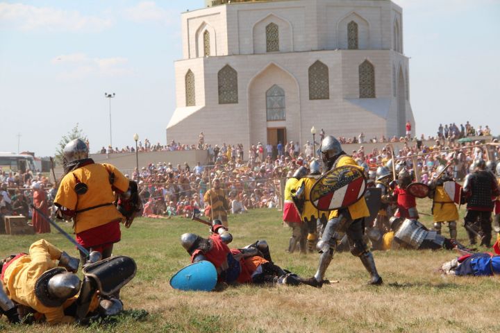 Древний Болгар приглашает на международный фестиваль средневекового боя