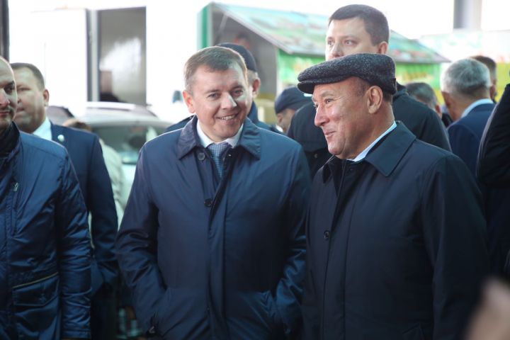 Руководство Минсельхоза Татарстана проинспектировало сельскохозяйственные ярмарки