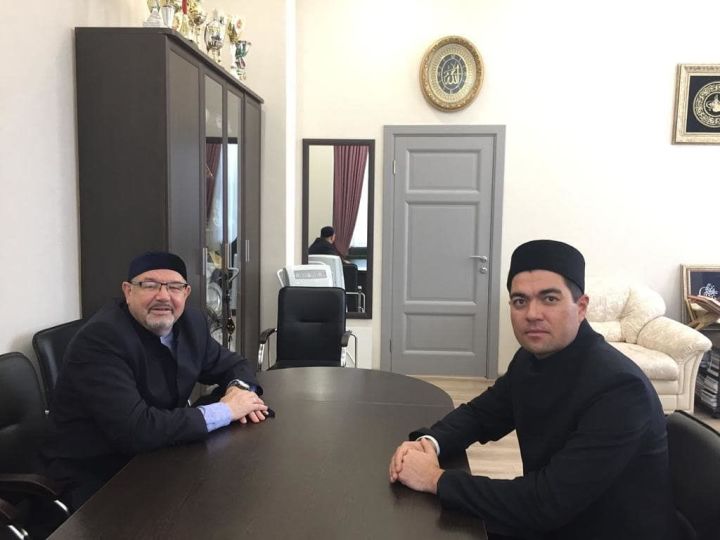 В Болгаре подписали соглашение о сотрудничестве с Российским исламским институтом