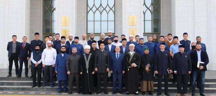 Выпускники Болгарской исламской академии получили дипломы докторов исламских наук