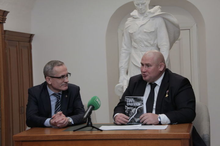 Участник Афганской войны Ильяс Дауди представил в Москве свою книгу «В круге Кундузском»