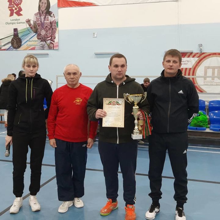 В Болгаре прошёл турнир по мини-футболу, посвящённый Дню Героев Отечества