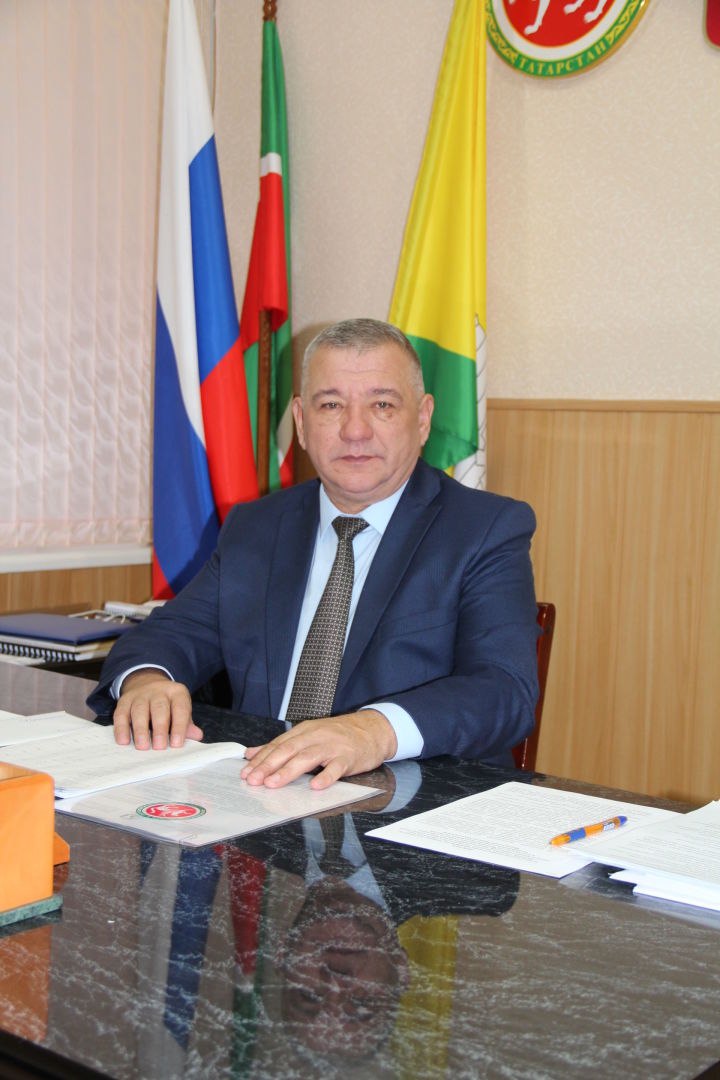 Поздравление главы Спасского района  с Новым 2021 годом