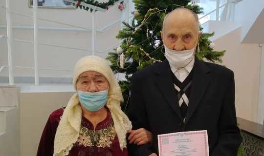 В Нурлате сыграли свадьбу 82-летняя невеста и 84-летний жених