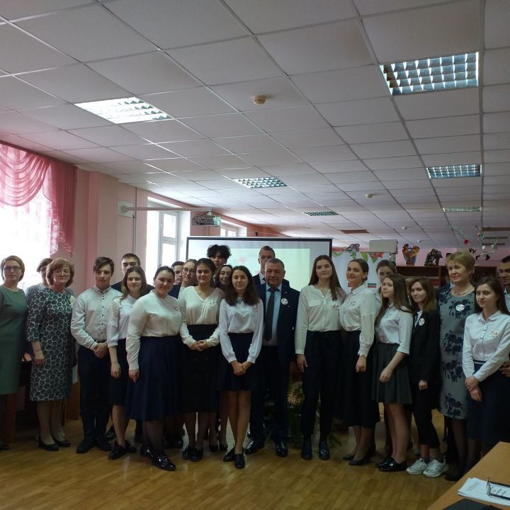 “Традицияләрне саклап, киләчәкне булдырабыз”
