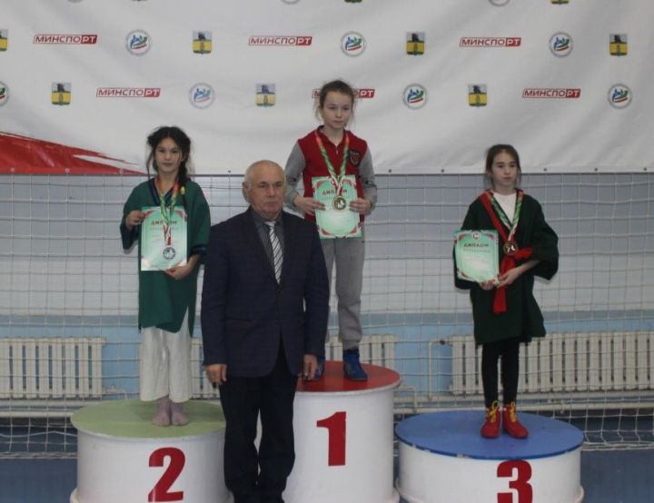 Спасские борцы завоевали серебро и бронзу на первенстве Татарстана