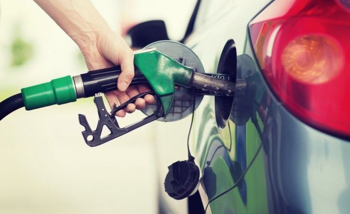 Стоит ли ожидать снижения цен на бензин?
