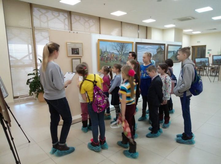 В Музее болгарской цивилизации открылась новая выставка «Звенящий булат»