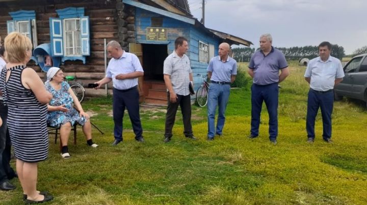 Глава Спасского района встретился с жителями одного из сел